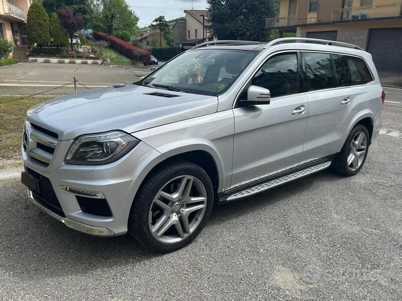 Argento metallizzato Usata 2016 Mercedes GL350 Premium SUV | 35.000 € - Immagine 1/4