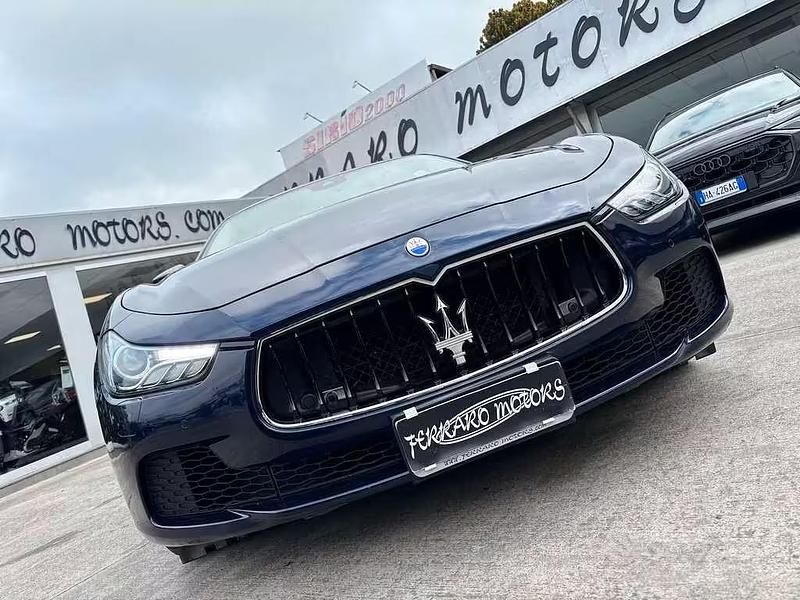 Usata Maserati Ghibli 275 CV (202 kW) 2017 Blu Berlina