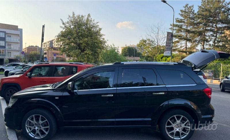 Usata Fiat Freemont 170 CV (125 kW) 2015 Nero SUV