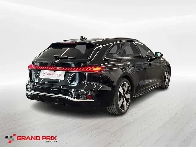 Usata Audi A5 S-Line 204 CV (150 kW) 2025 Nero mythos metallizzato Station wagon