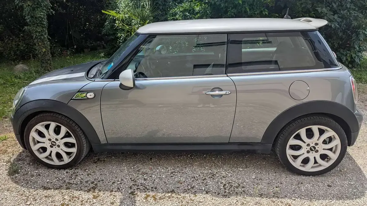 Usata Mini One D 90 CV (66 kW) 2009 Grigio Utilitaria
