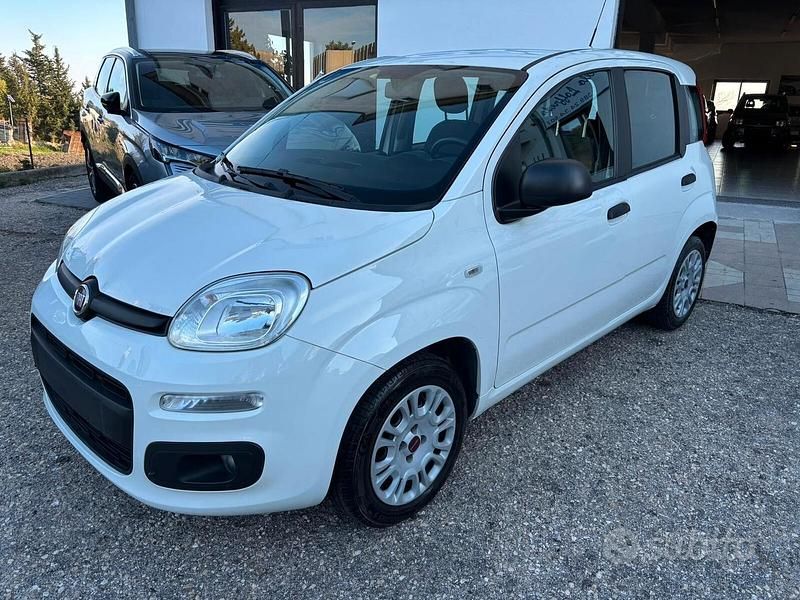 Usata Fiat Panda Easy 69 CV (50 kW) 2020 Bianco Utilitaria