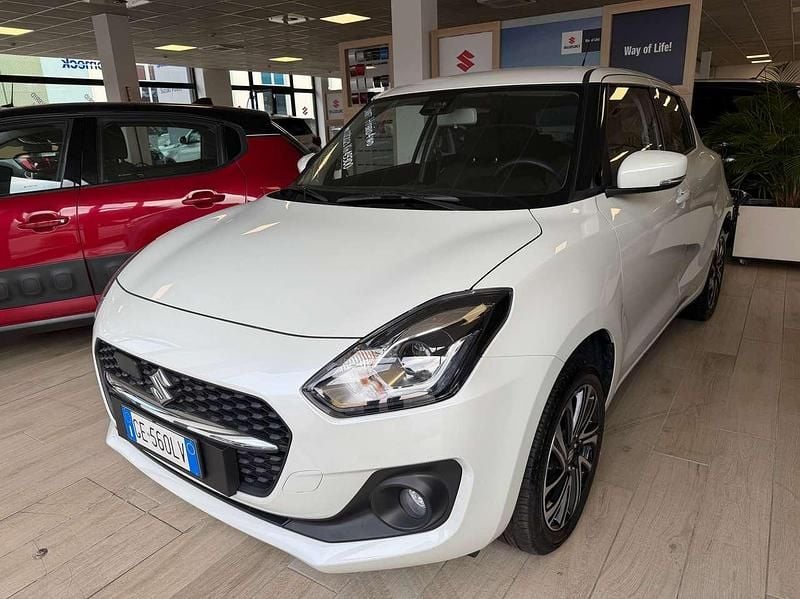 Usata Suzuki Swift 83 CV (61 kW) 2021 Bianco Utilitaria