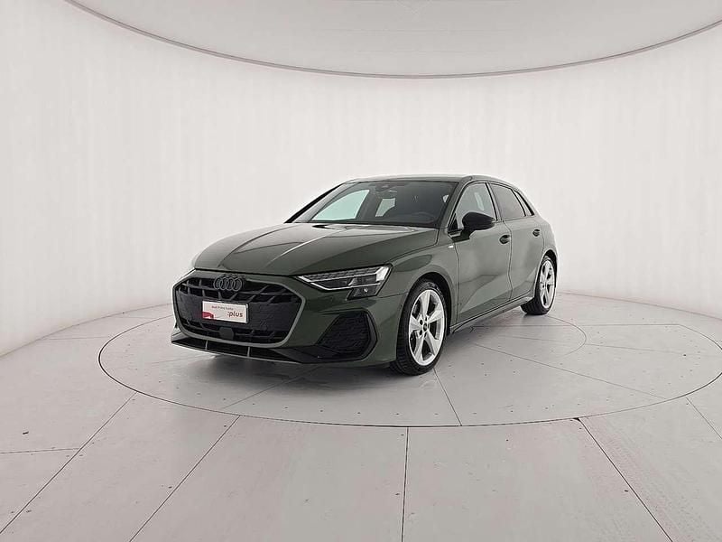 Usata Audi A3 Sportback S-Line 150 CV (110 kW) 2025 Verde Utilitaria
