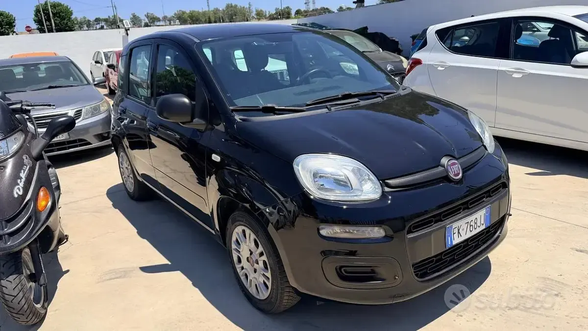 Usata Fiat Panda Easy 69 CV (50 kW) 2017 Nero Utilitaria
