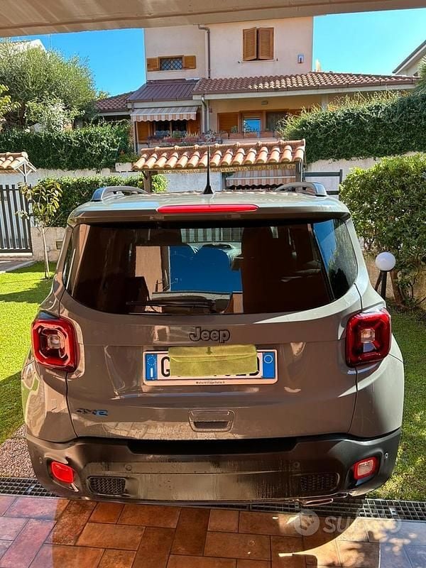 Usata Jeep Renegade 190 CV (139 kW) 2021 Grigio SUV