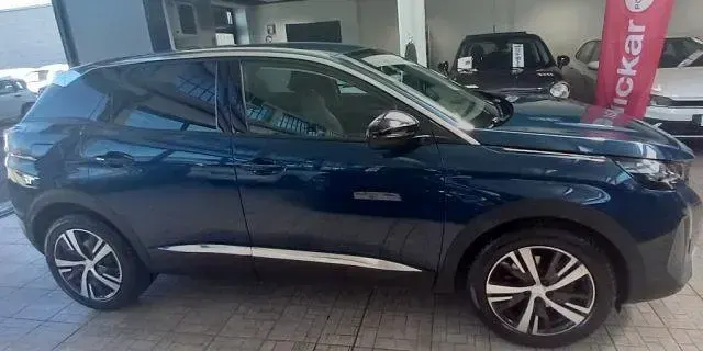 Usata Peugeot 3008 Active 131 CV (96 kW) 2023 Blu SUV
