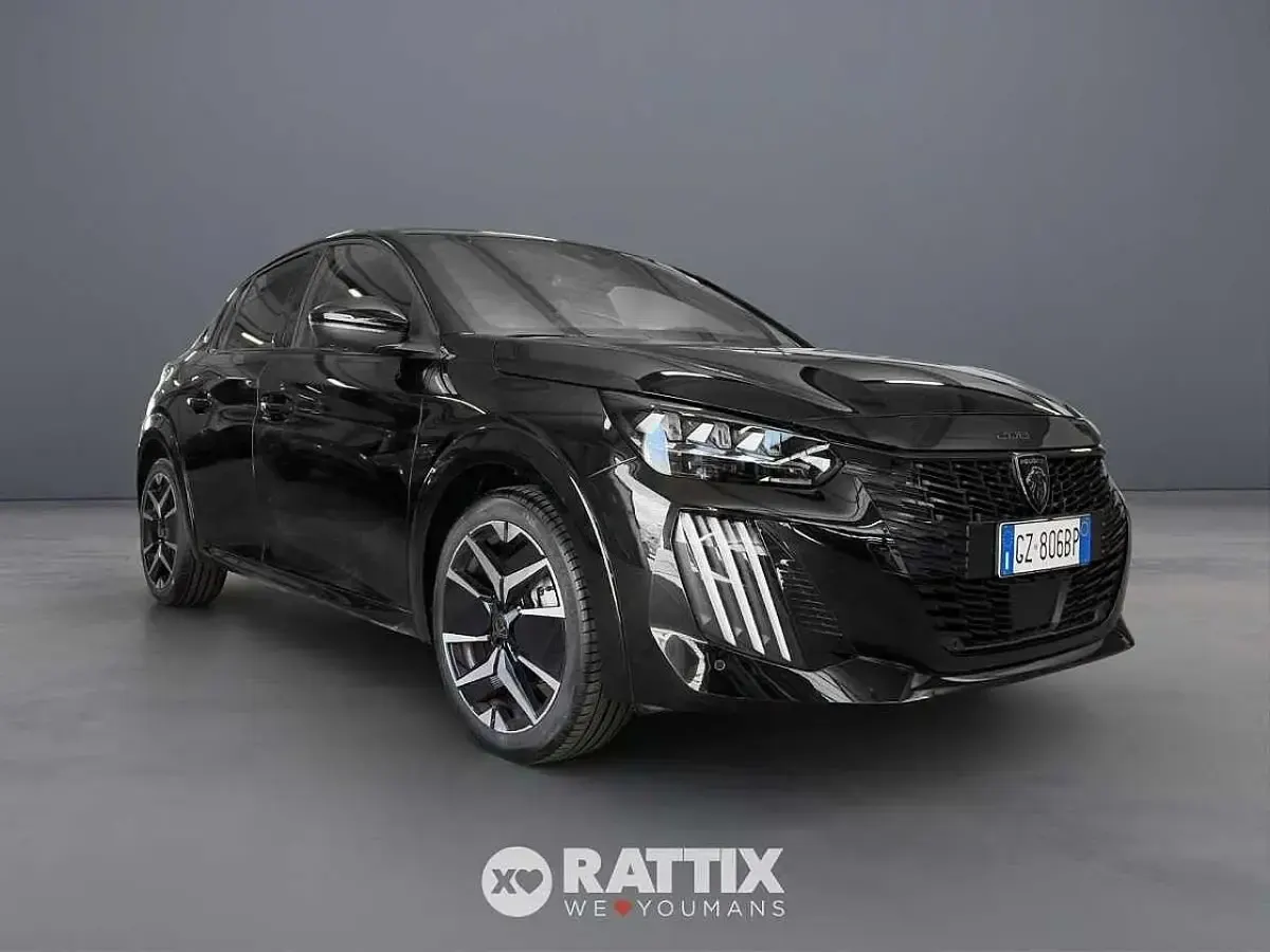 Usata Peugeot 208 GT 136 CV (100 kW) 2025 Utilitaria