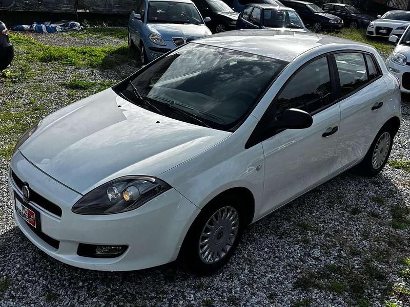 Usata Fiat Bravo Active 105 CV (77 kW) 2012 Bianco Utilitaria