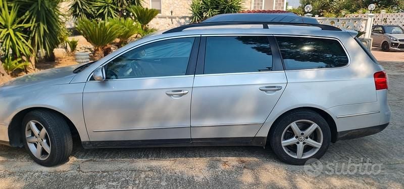 Usata VW Passat 140 CV (102 kW) 2009 Grigio Station wagon