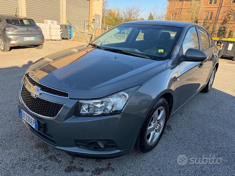 Usata Chevrolet Cruze LT 123 CV (90 kW) 2011 Grigio Berlina