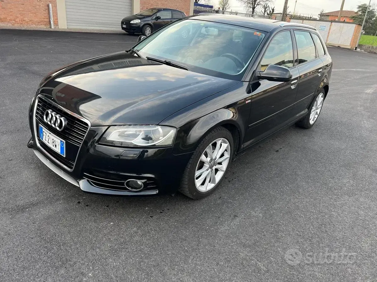 Usata Audi A3 Ambition 140 CV (102 kW) 2011 Nero Utilitaria