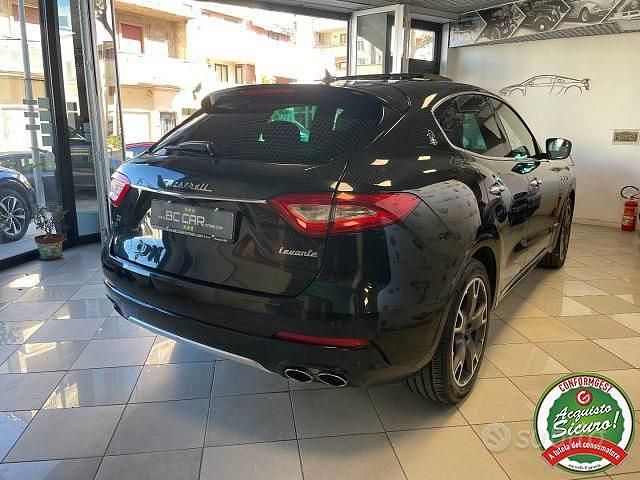 Usata Maserati Levante GranLusso 250 CV (183 kW) 2017 Nero SUV