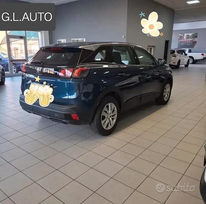 Usata Peugeot 3008 Allure 130 CV (95 kW) 2022 Blu SUV