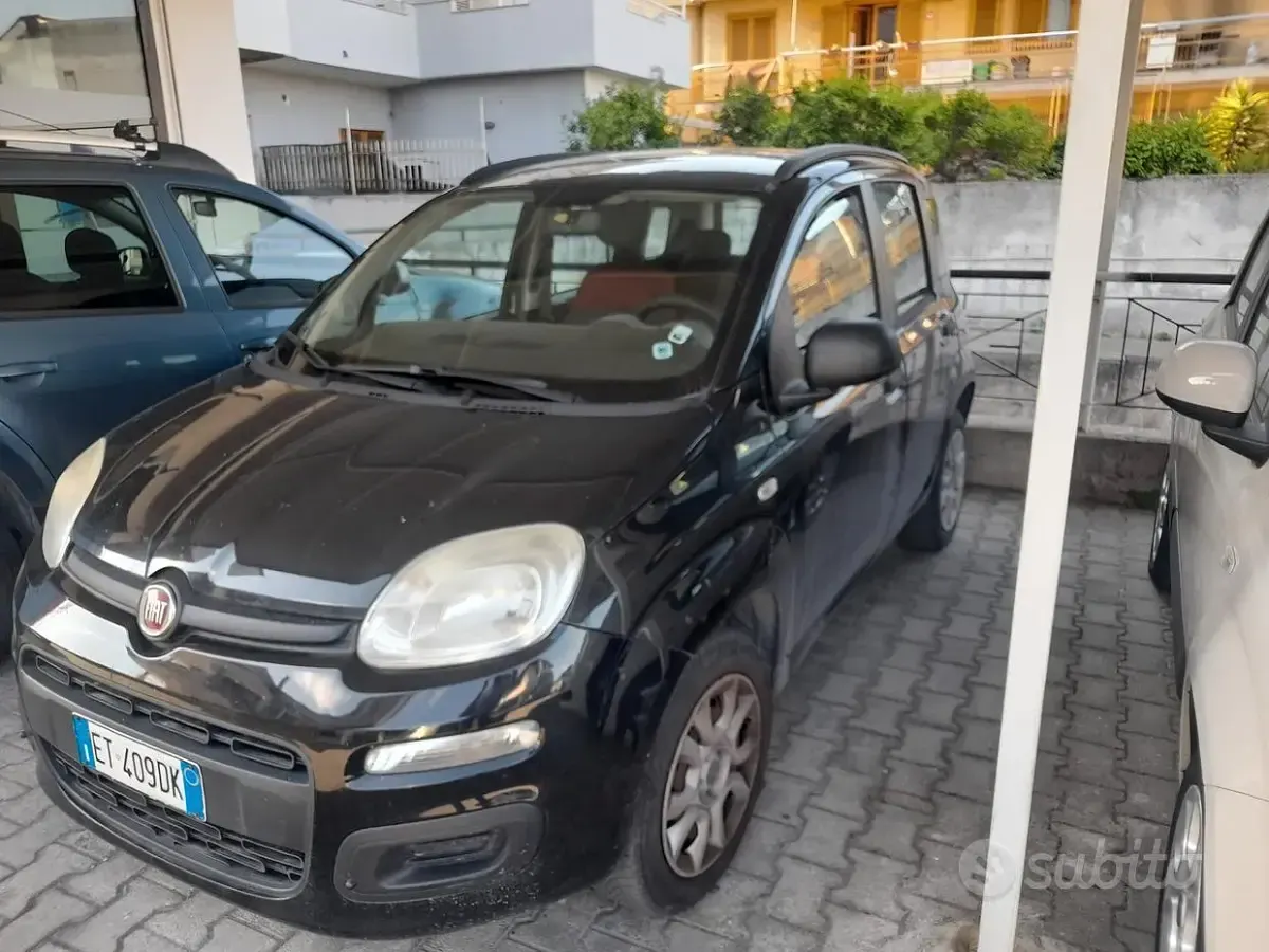 Usata Fiat Panda Easy 77 CV (56 kW) 2011 Nero Utilitaria