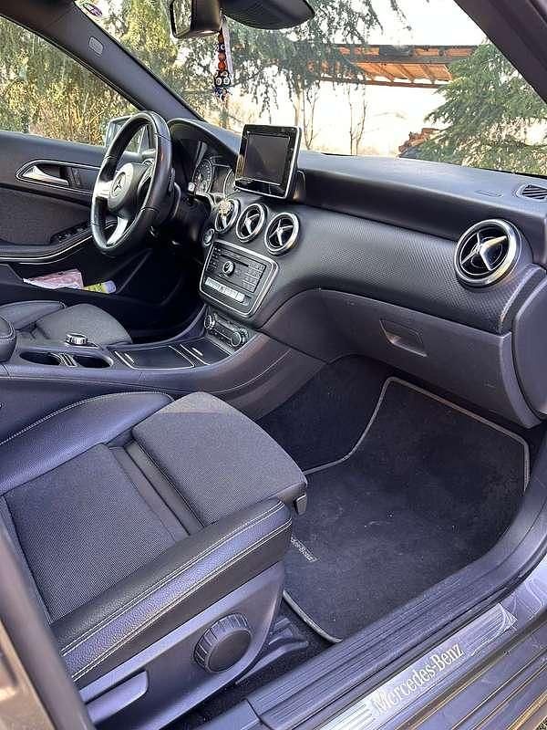 Usata Mercedes A200 Premium 136 CV (100 kW) 2018 Berlina