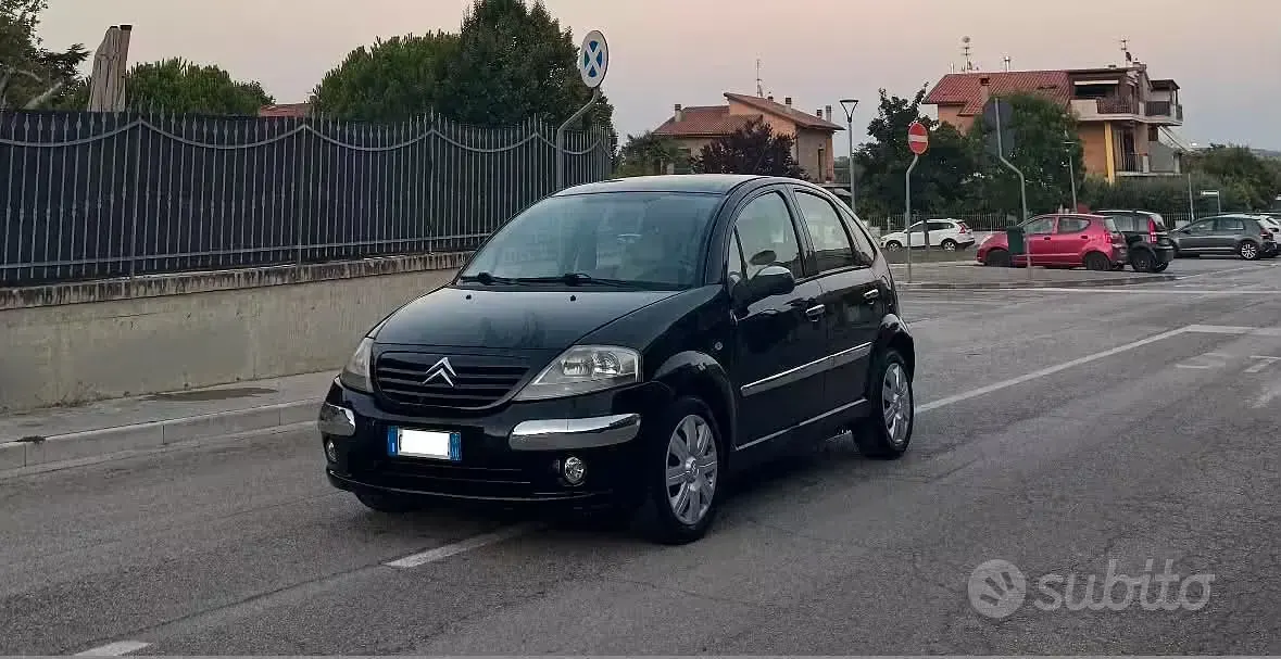 Usata Citroën C3 90 CV (66 kW) 2007 Nero Berlina