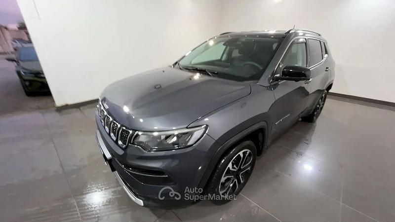 Usata Jeep Compass Altitude 131 CV (96 kW) 2024 Grigio SUV