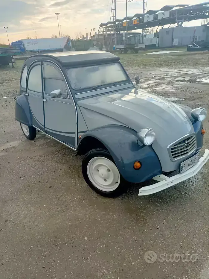 Usata Citroën 2CV 29 CV (21 kW) 1985 Grigio Berlina