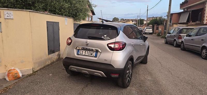 Usata Renault Captur Initiale Paris 118 CV (86 kW) 2017 SUV