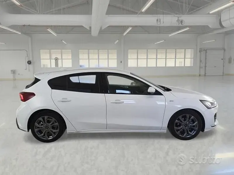 Occasion Ford Focus ST-Line 115 PK (84 kW) 2024 Wit Sedan
