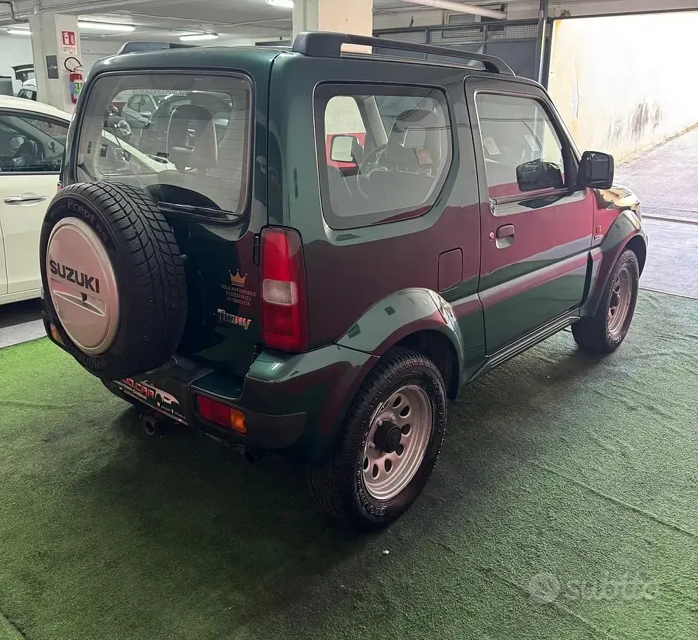 Usata Suzuki Jimny 86 CV (63 kW) 2006 Verde SUV