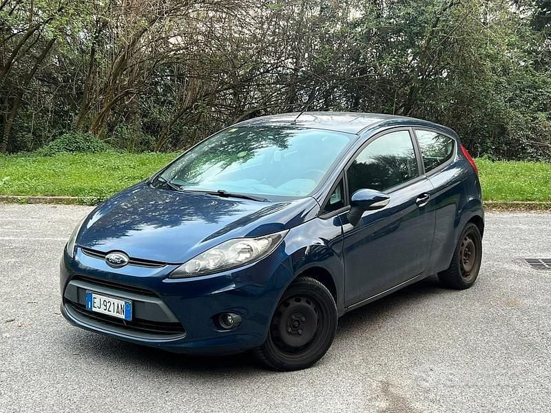 Usata Ford Fiesta Titanium 2012 Utilitaria