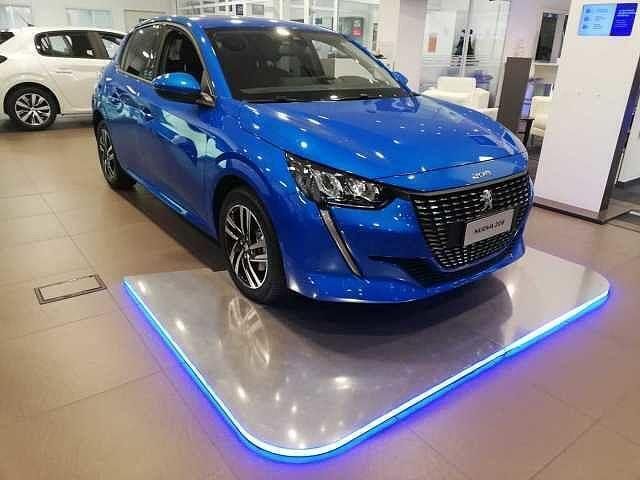 Usata Peugeot 208 Allure 100 CV (73 kW) 2023 Blu Utilitaria