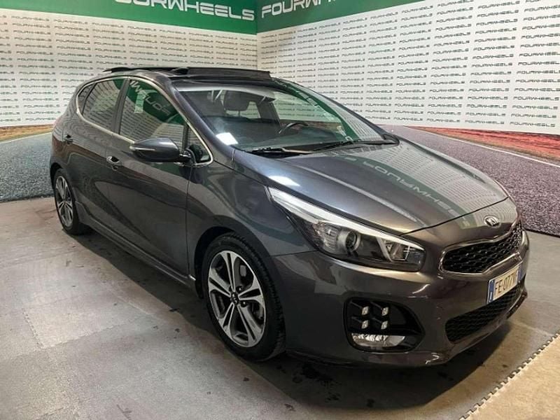 Usata Kia Ceed GT GT-Line 120 CV (88 kW) 2016 Grigio Berlina
