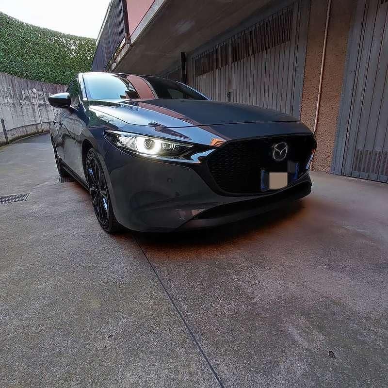 Usata 2020 Mazda 3 Exceed Tre volumi | 17.500 € (Buon prezzo) - Immagine 1/4