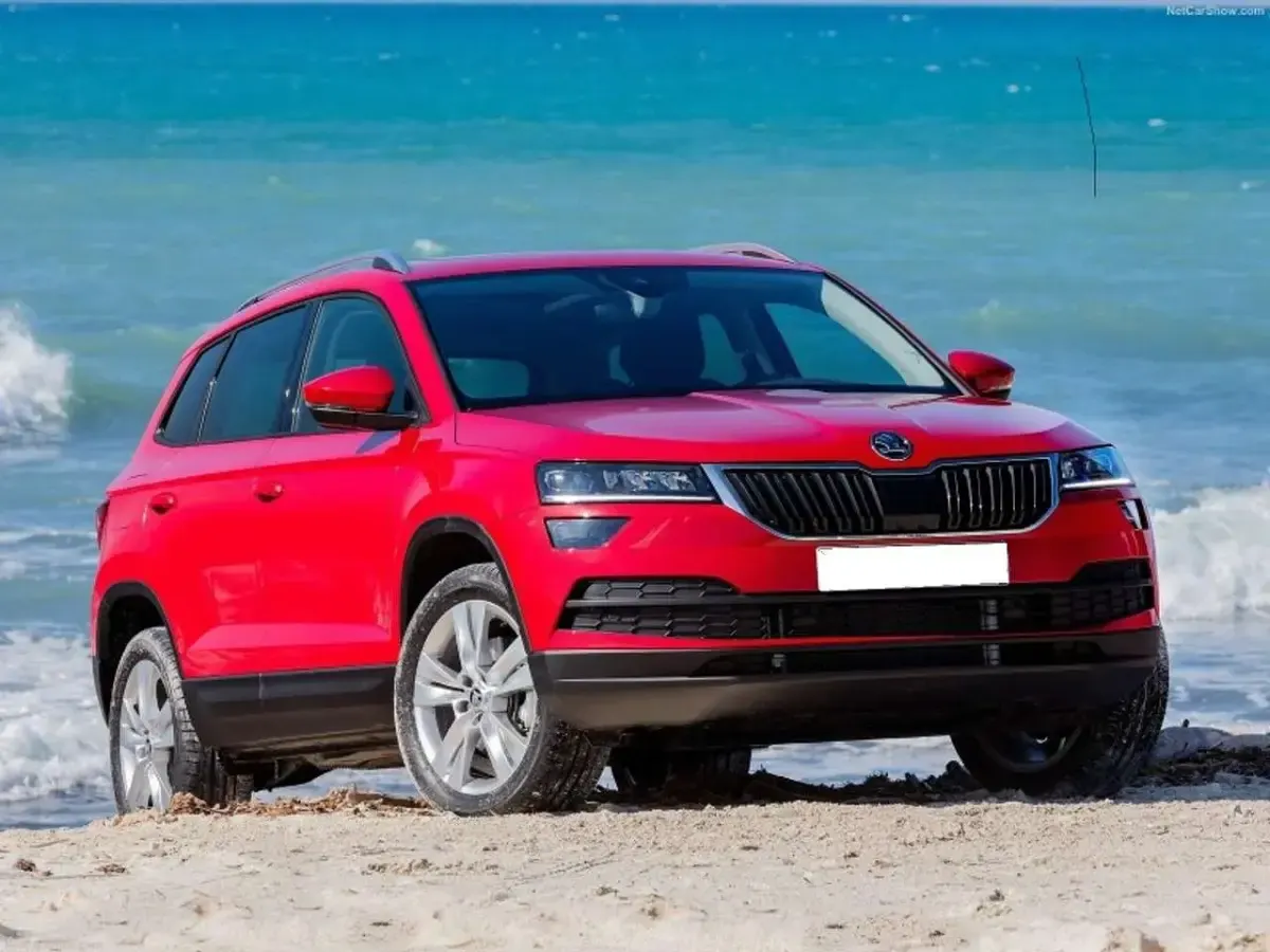 Nuova Skoda Karoq SportLine 150 CV (110 kW) 2026 Argento SUV