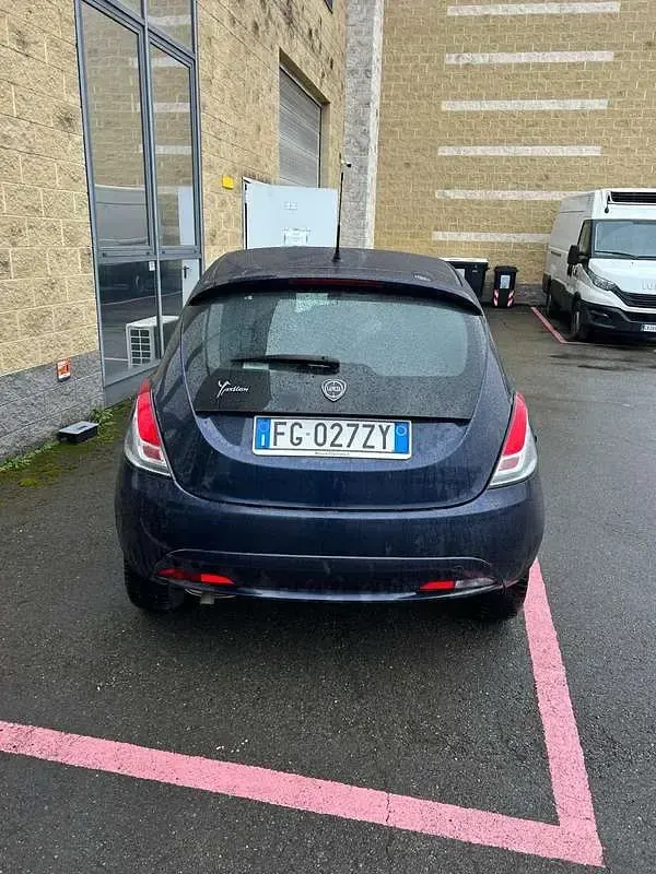Usata Lancia Ypsilon Silver 95 CV (69 kW) 2017 Utilitaria