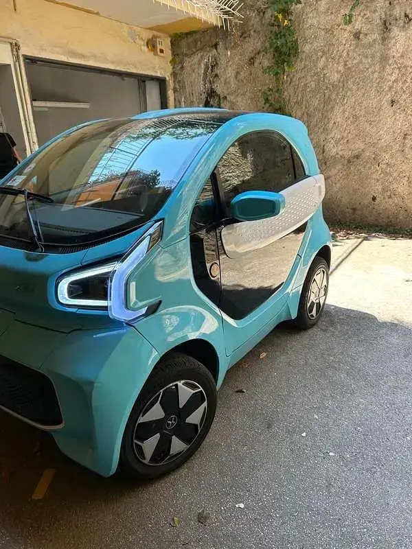 Usata XEV Yoyo 8 kW (11 CV) 2024 Bluazzurro Utilitaria
