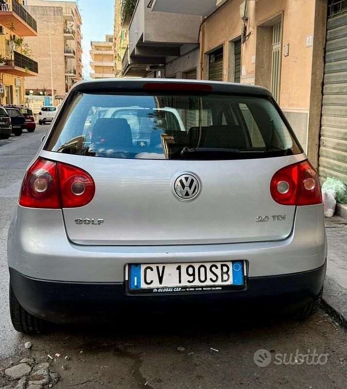 Usata VW Golf IV Sportline 140 CV (102 kW) 2005 Grigio Berlina