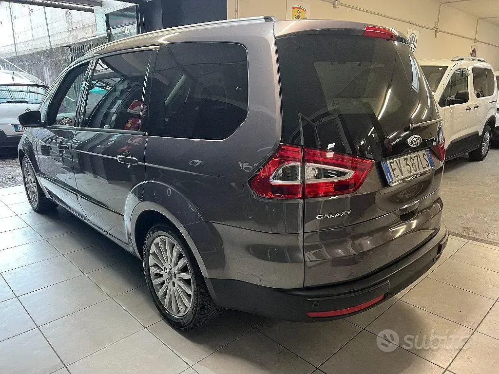 Usata Ford Galaxy Business Edition 140 CV (102 kW) 2014 Grigio Monovolume