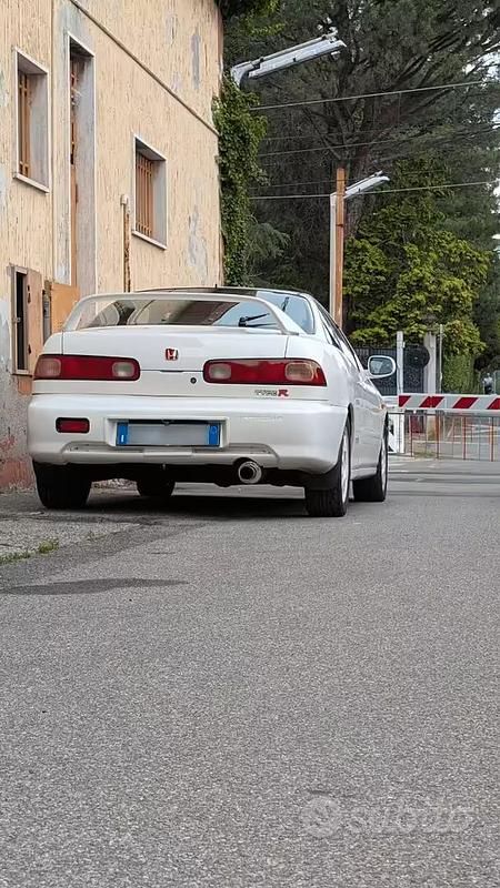 Usata Honda Integra Type R 190 CV (139 kW) 1999 Bianco Coupé