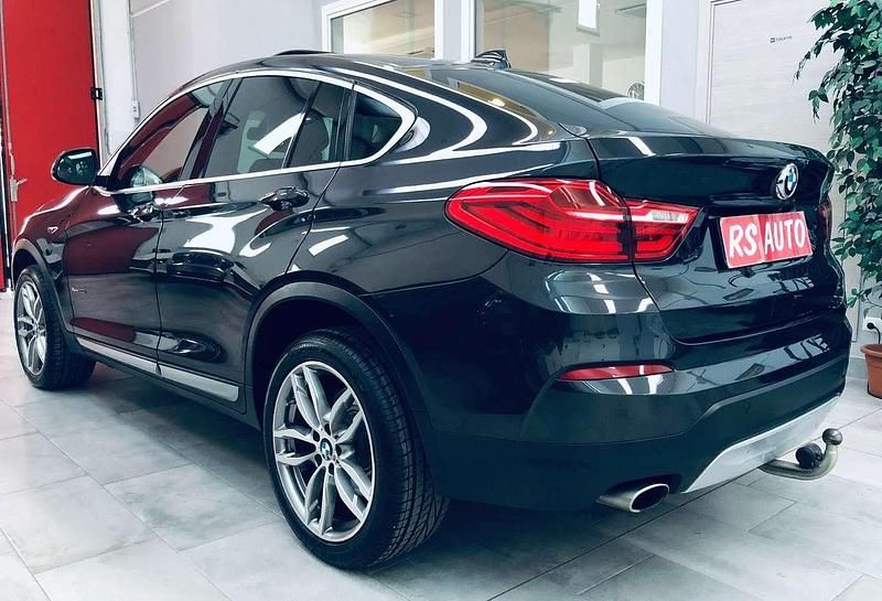 Usata BMW X4 xLine 190 CV (139 kW) 2017 Grigio canna fucile SUV