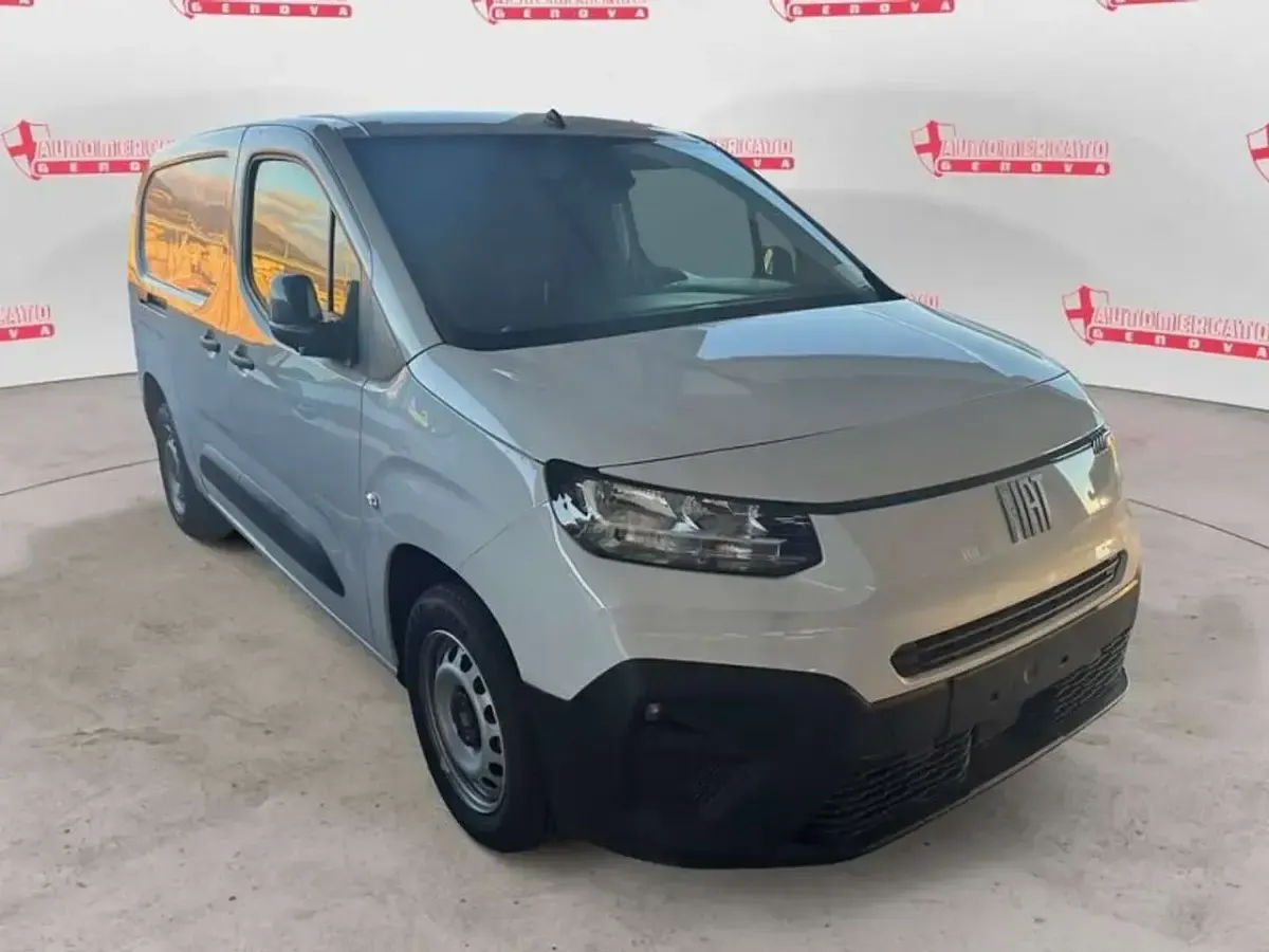 Nuova Fiat Doblò 102 CV (75 kW) 2025 Bianco Monovolume