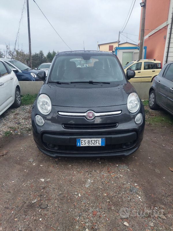 Usata 2014 Fiat 500L Monovolume | 7000 € (Buon prezzo) - Immagine 1/4