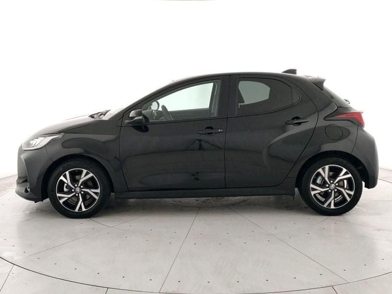 Usata Toyota Yaris Hybrid Trend 92 CV (67 kW) 2025 Nero