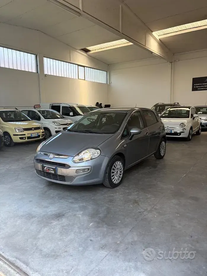 Usata Fiat Punto Evo Dynamic 65 CV (47 kW) 2010 Utilitaria