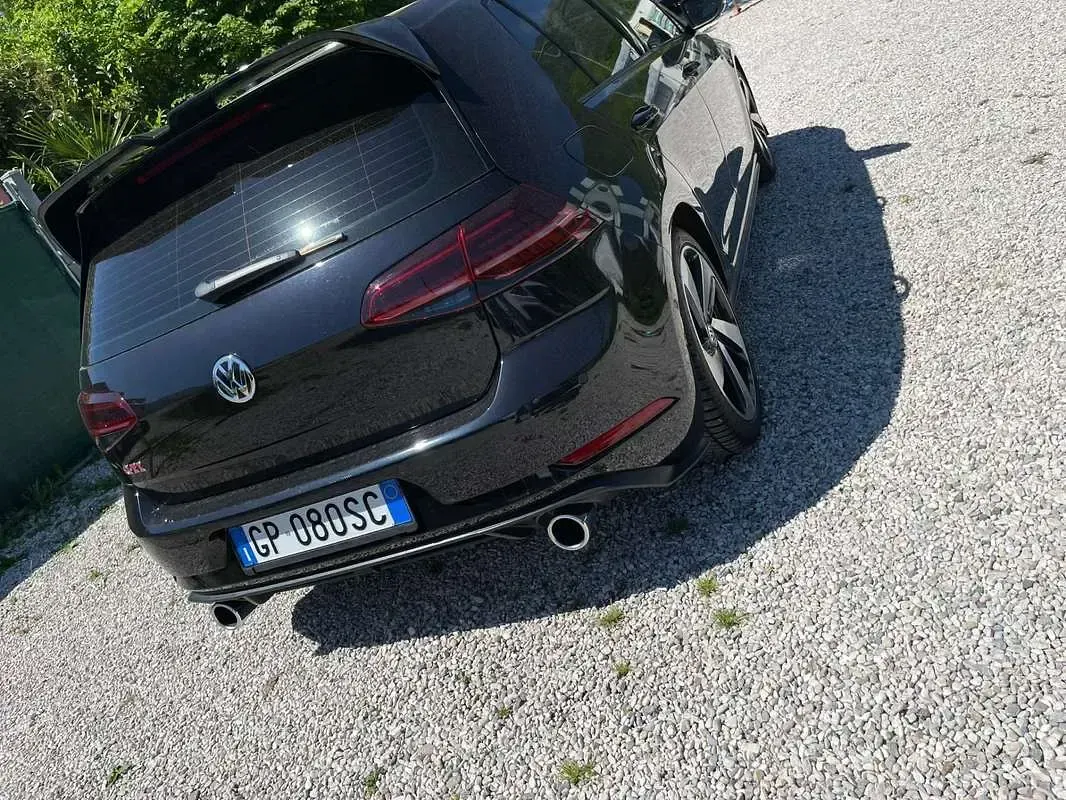 Usata VW Golf VII GTI 245 CV (180 kW) 2019 Nero Berlina