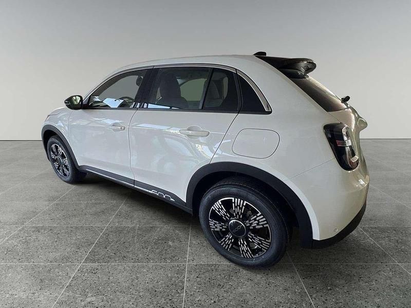 Nuova Fiat 600 110 CV (80 kW) 2025 Bianco SUV