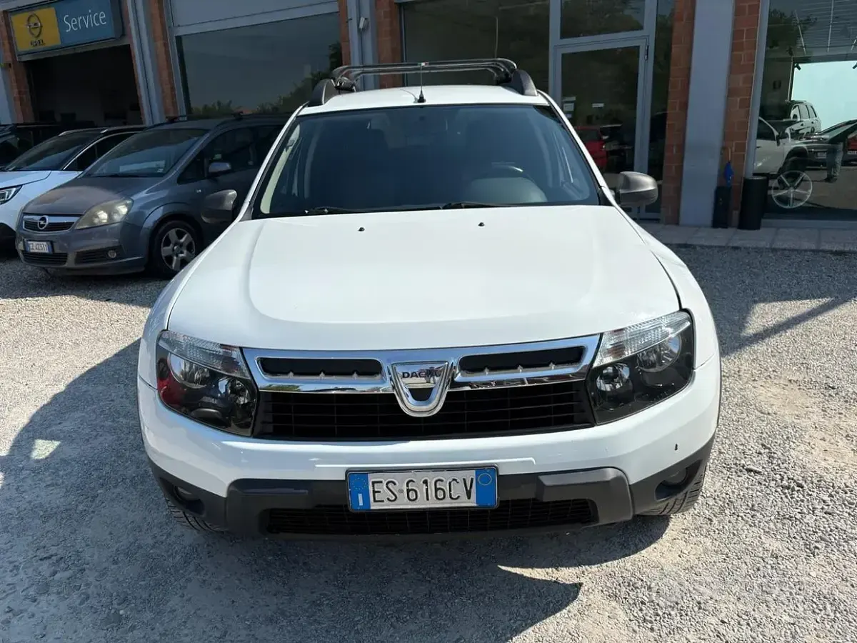 Usata Dacia Duster 105 CV (77 kW) 2013 Bianco SUV