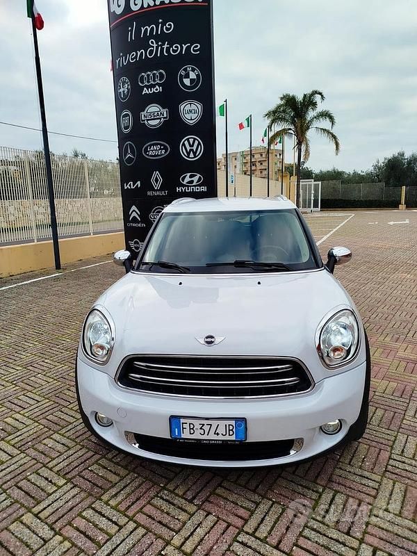 Usata Mini Cooper D Countryman 90 CV (66 kW) 2015 Bianco SUV