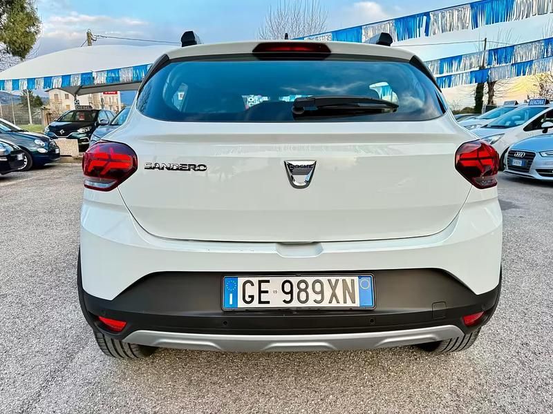 Usata Dacia Sandero Stepway 101 CV (74 kW) 2021 Bianco Berlina