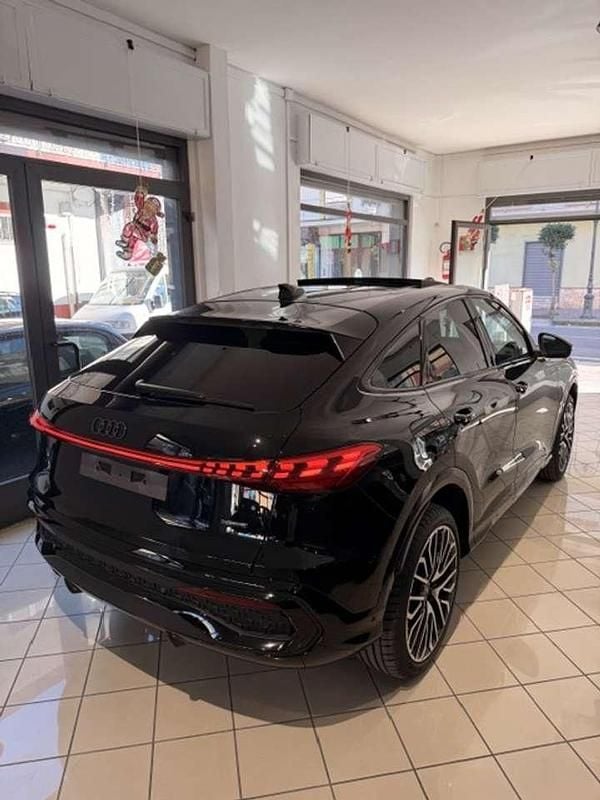 Nuova Audi Q5 Sportback S-Line 204 CV (150 kW) 2026 Nero SUV