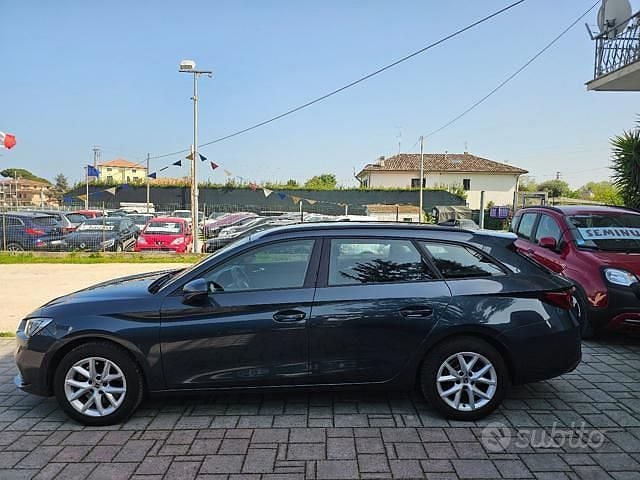 Occasion Seat Leon Business 131 ch (96 kW) 2022 Gris Break