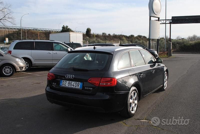 Usata Audi A4 143 CV (105 kW) 2009 Nero Station wagon