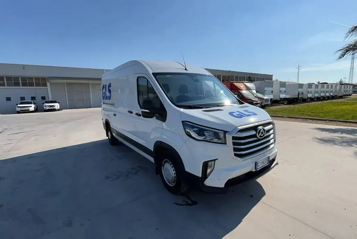 Usata Maxus V90 150 CV (110 kW) 2024 Blanc white Furgone